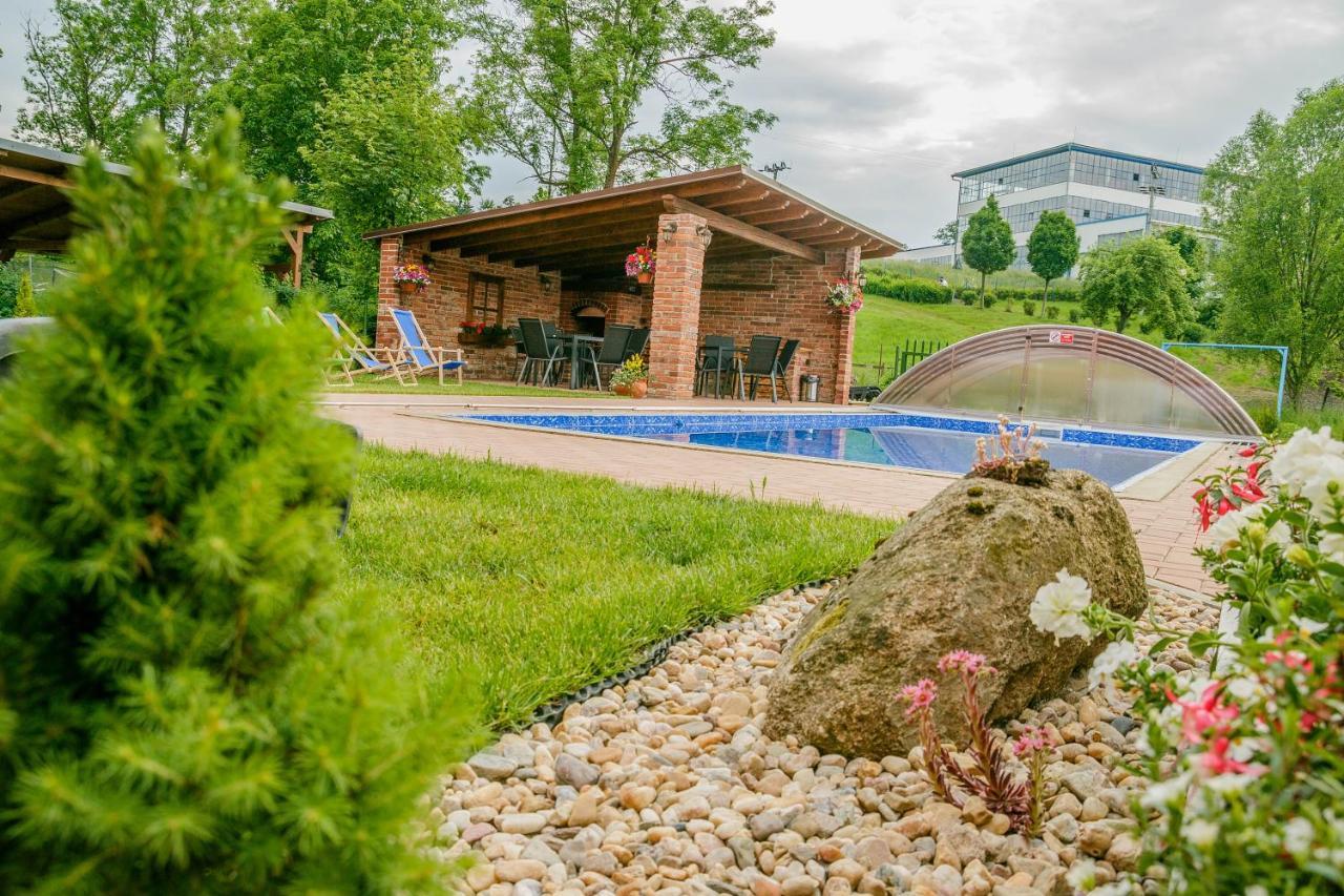 Apartmány Hejdukovi Krásná Lípa Exterior foto